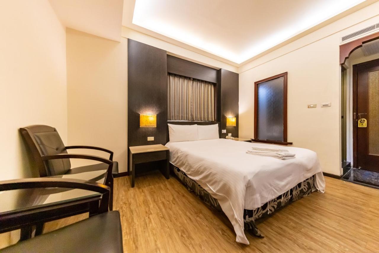 I Hi Sanduo Travel Hotel Гаосюн Екстер'єр фото